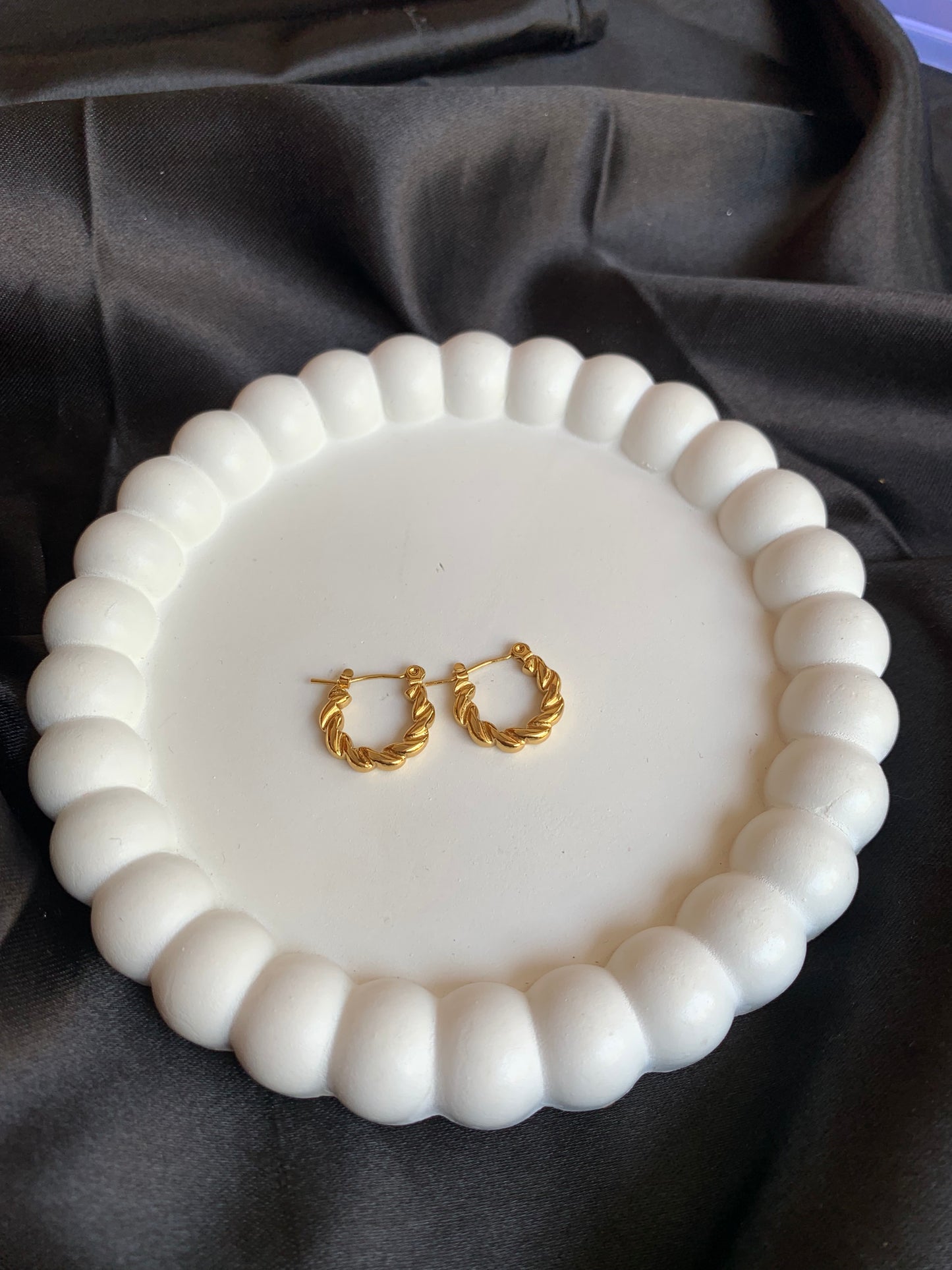 Anti tarnish hoop earrings