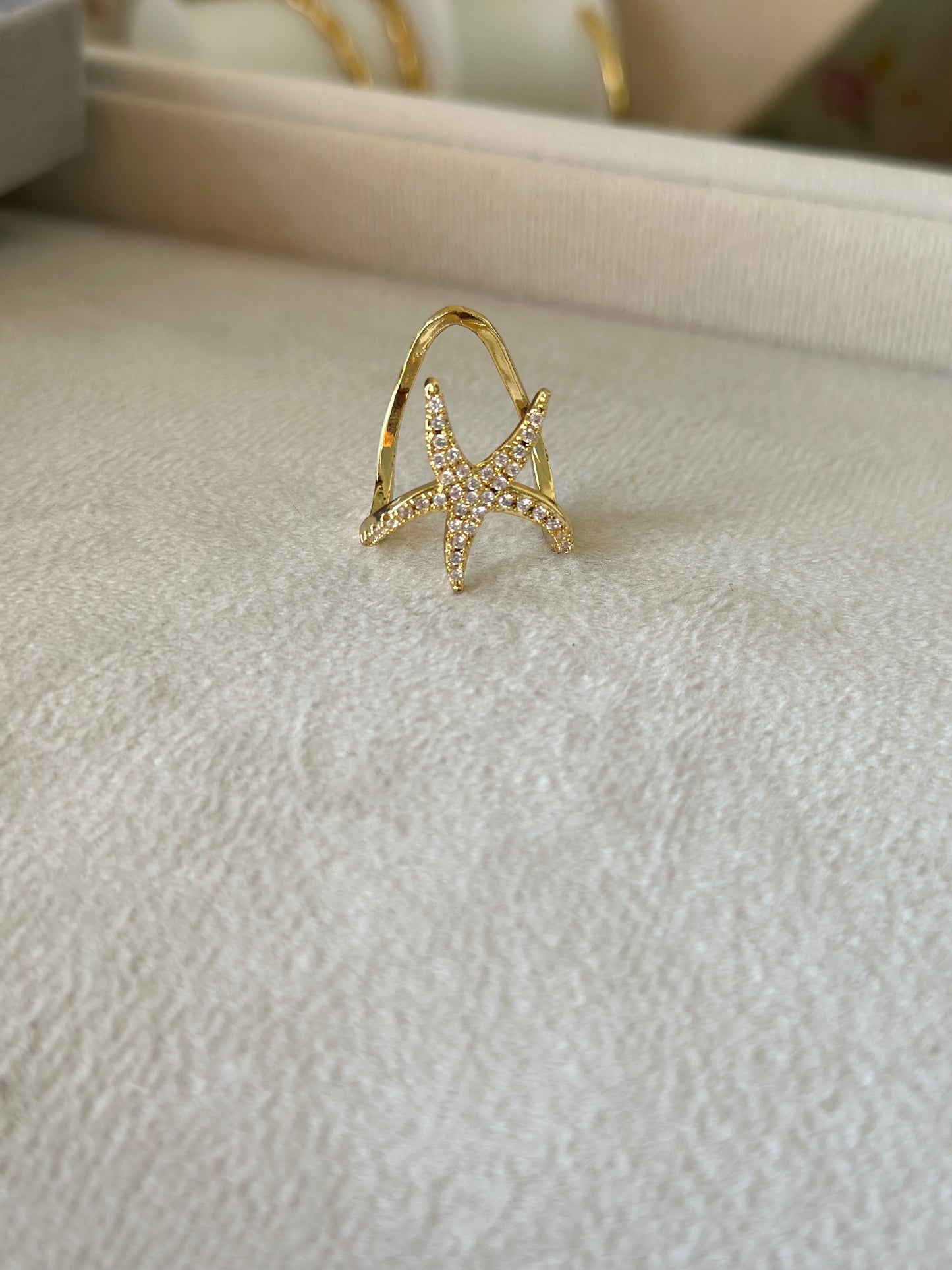 Anti tarnish star adjustable ring