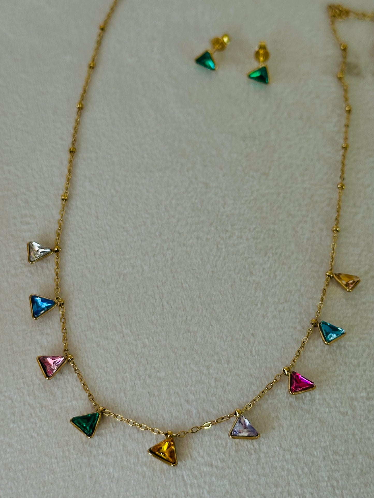 New anti tarnish multi stone triangle chain set