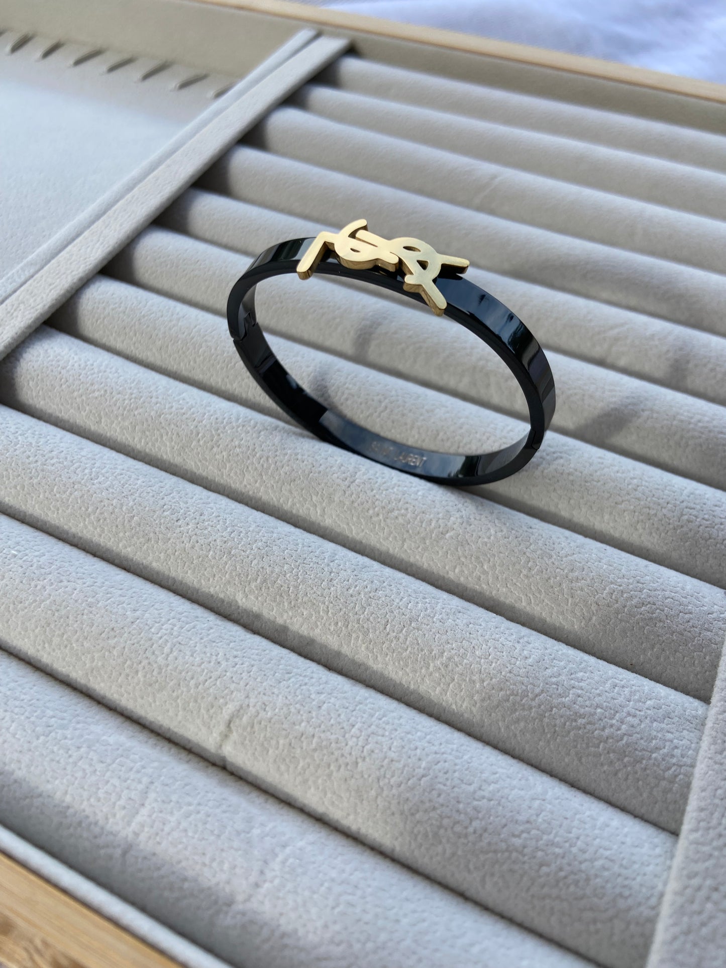 Anti tarnish blacky bangle (2.2)