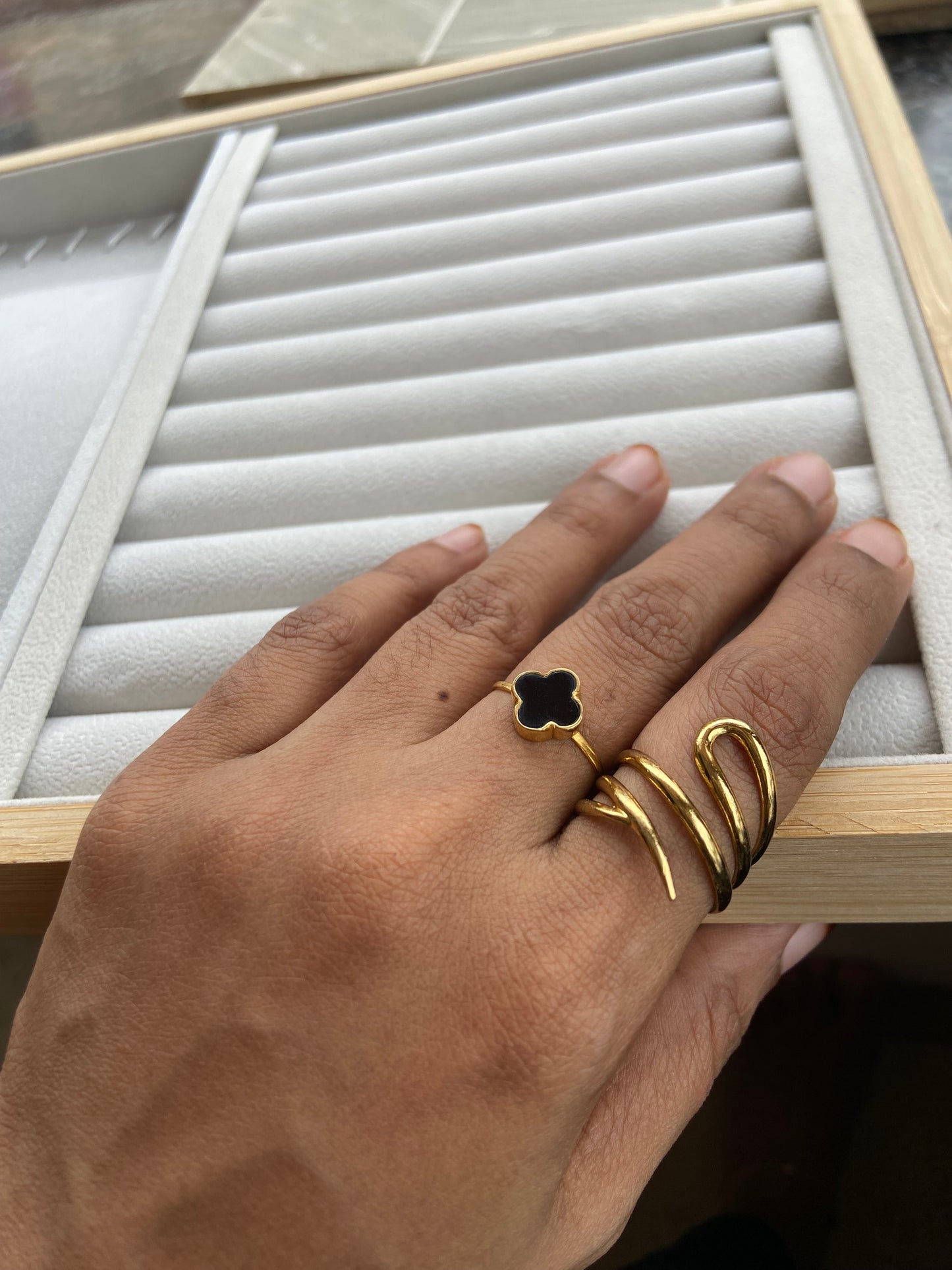 Anti tarnish repti ring