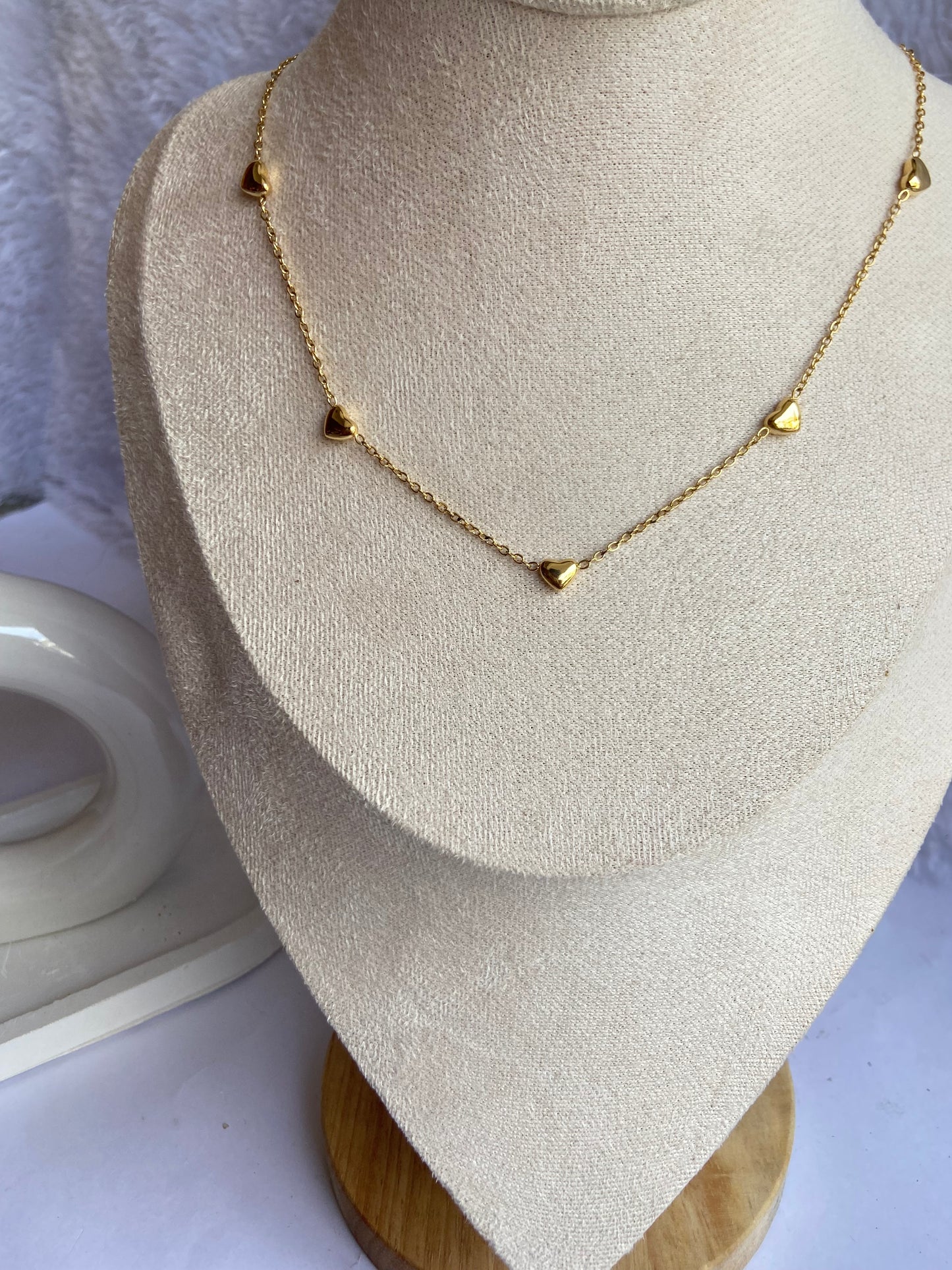 Anti tarnish fine heart necklace
