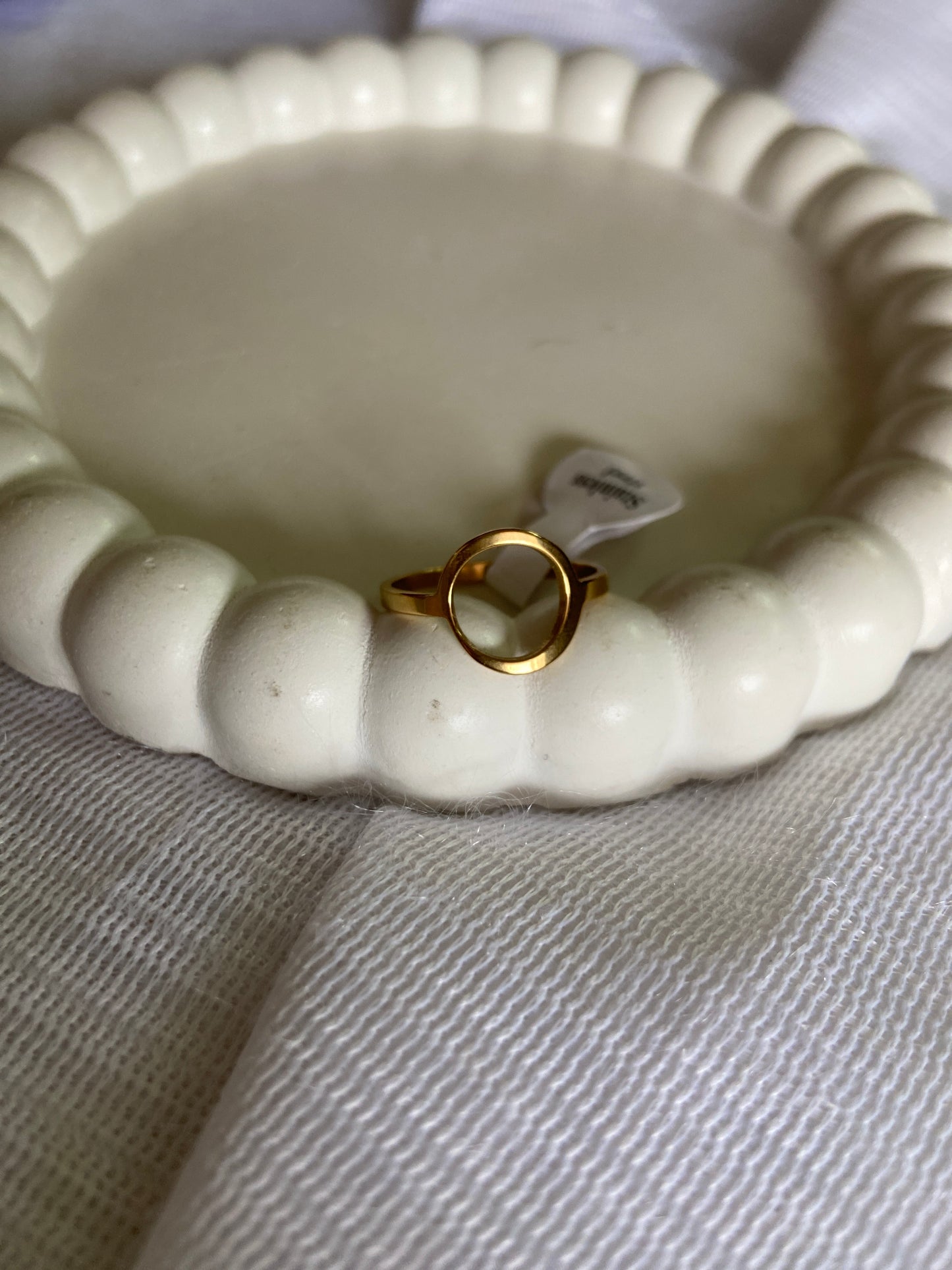 Anti tarnish ring