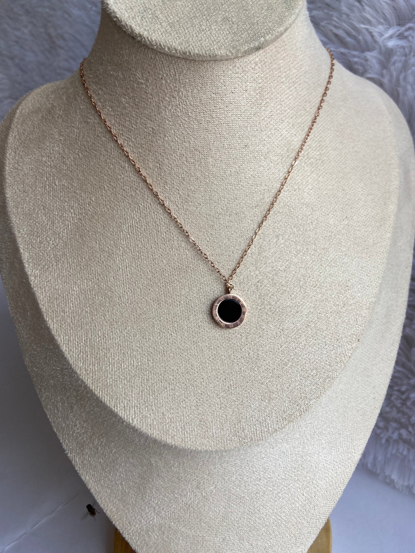Anti tarnish double sided locket chain