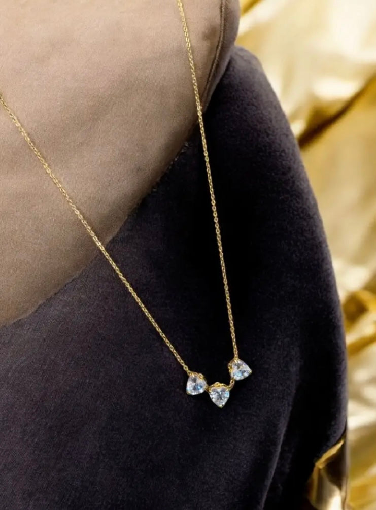Anti tarnish 3stone necklace