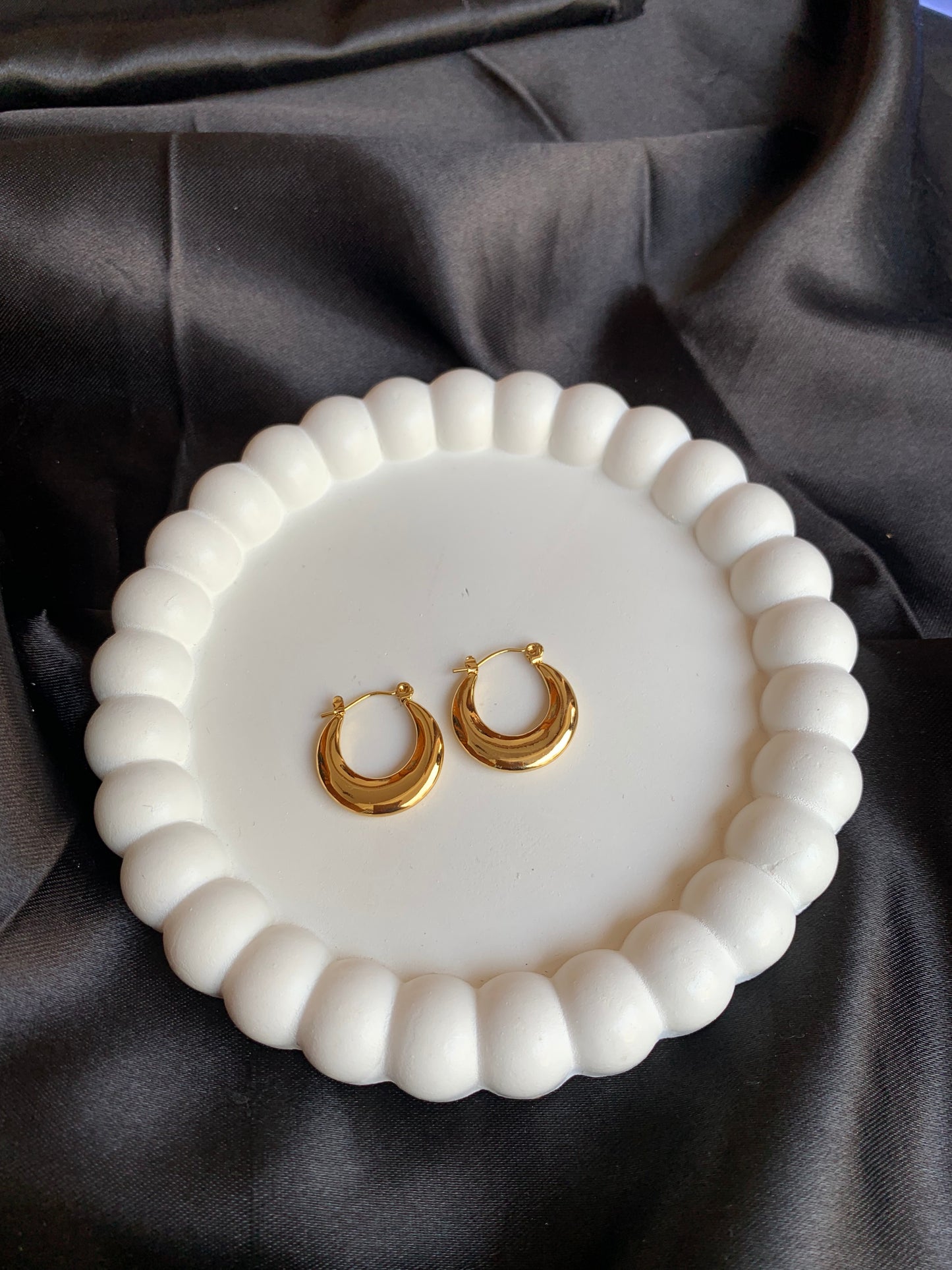 Anti tarnish hoop earring