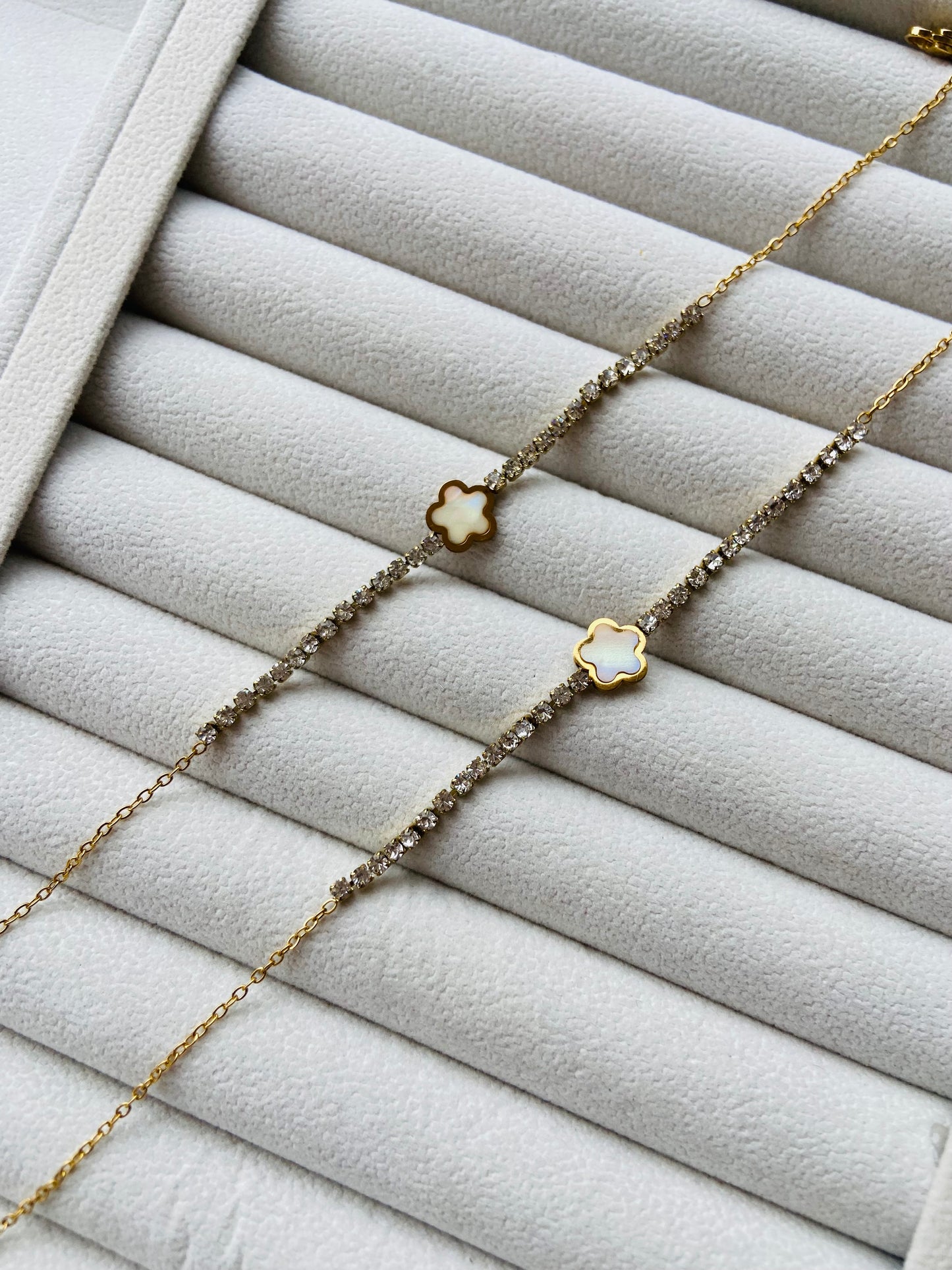Anti tarnish stone anklet