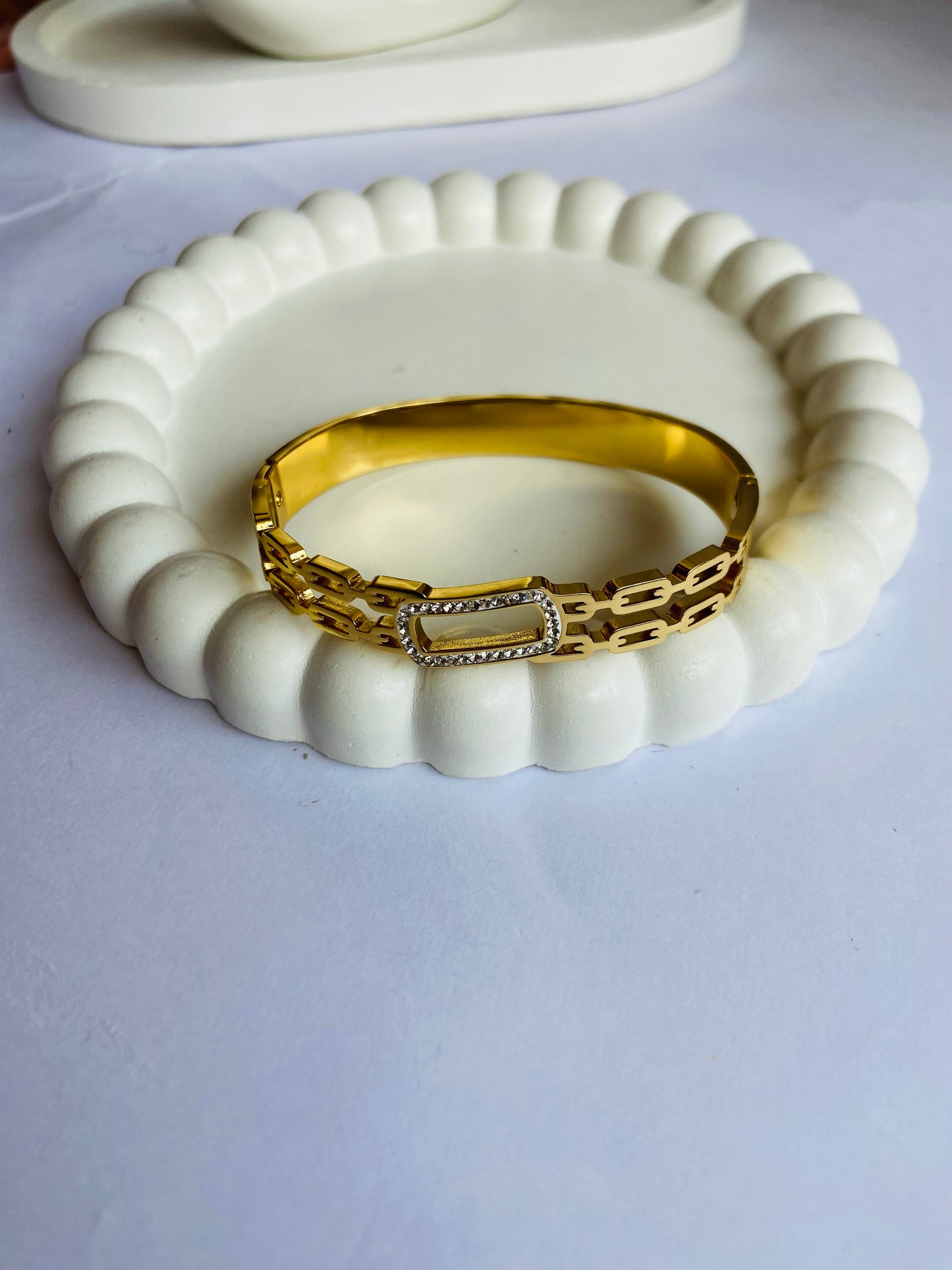 Anti tarnish New soul bangle with stone