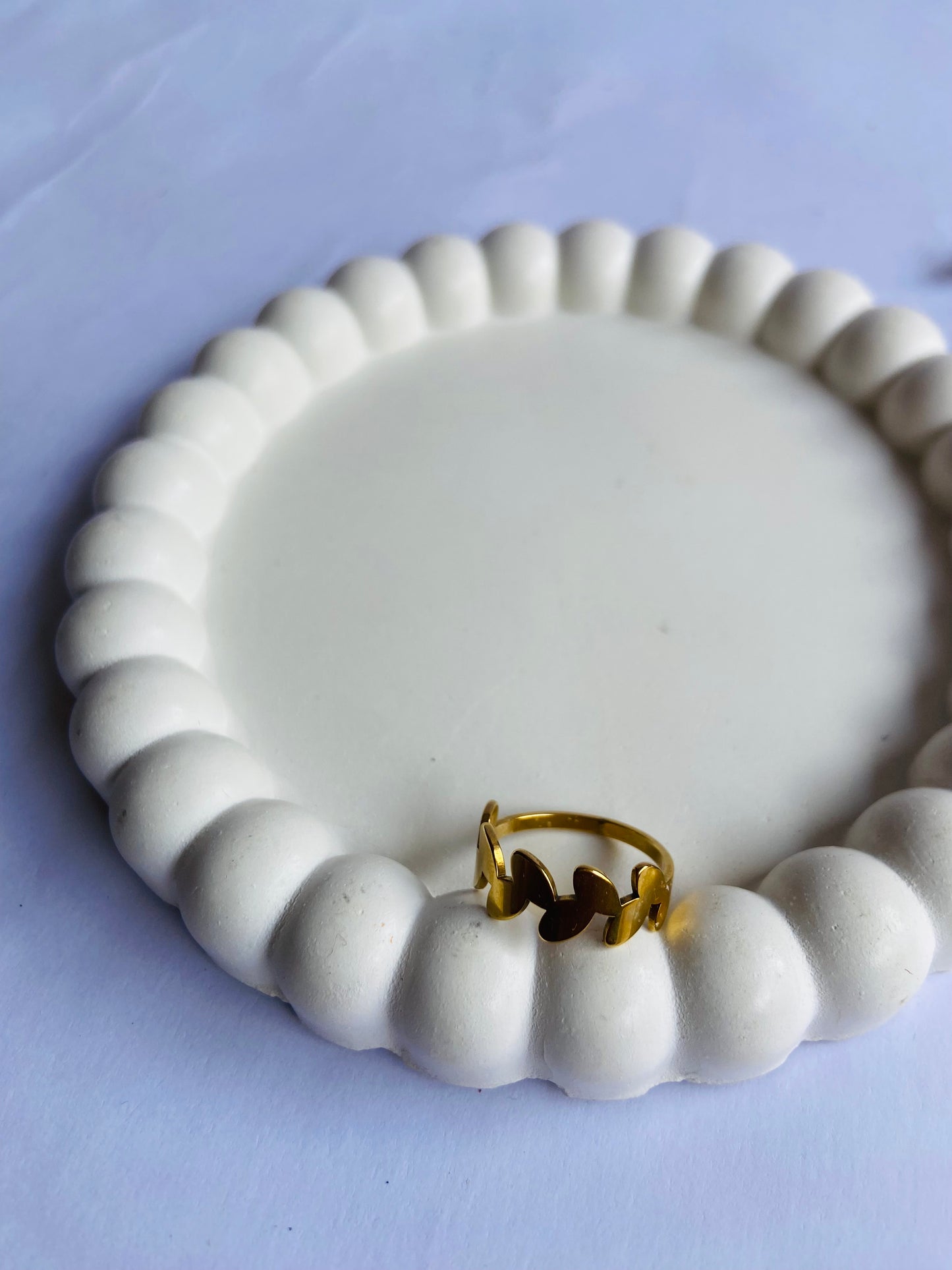 Anti tarnish ring
