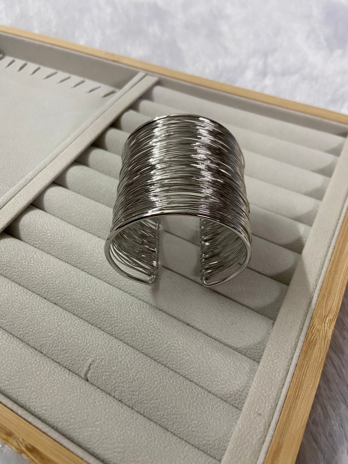 Spiral bangle