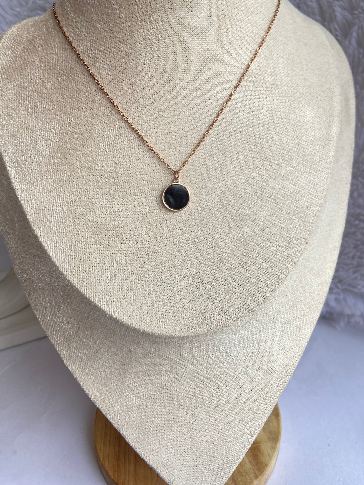 Anti tarnish black pendant chain