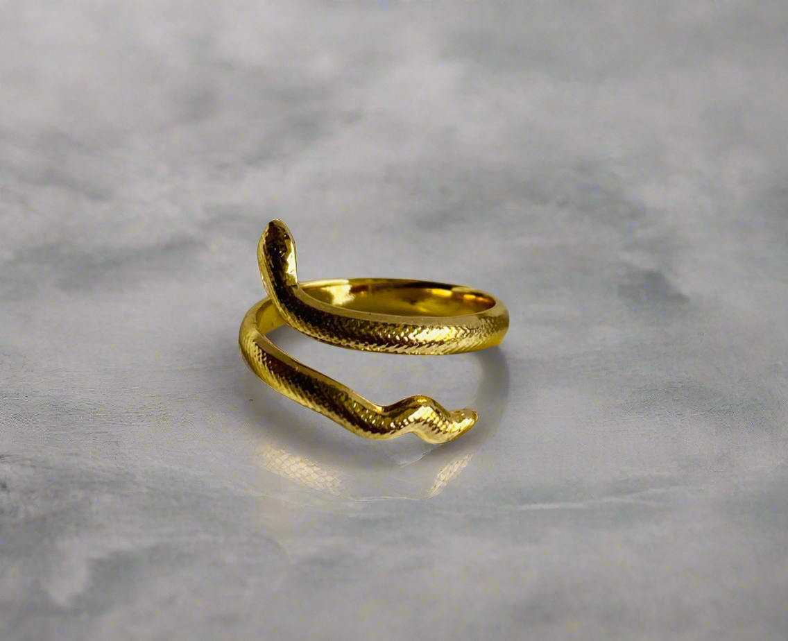 Anti tarnish snake ring