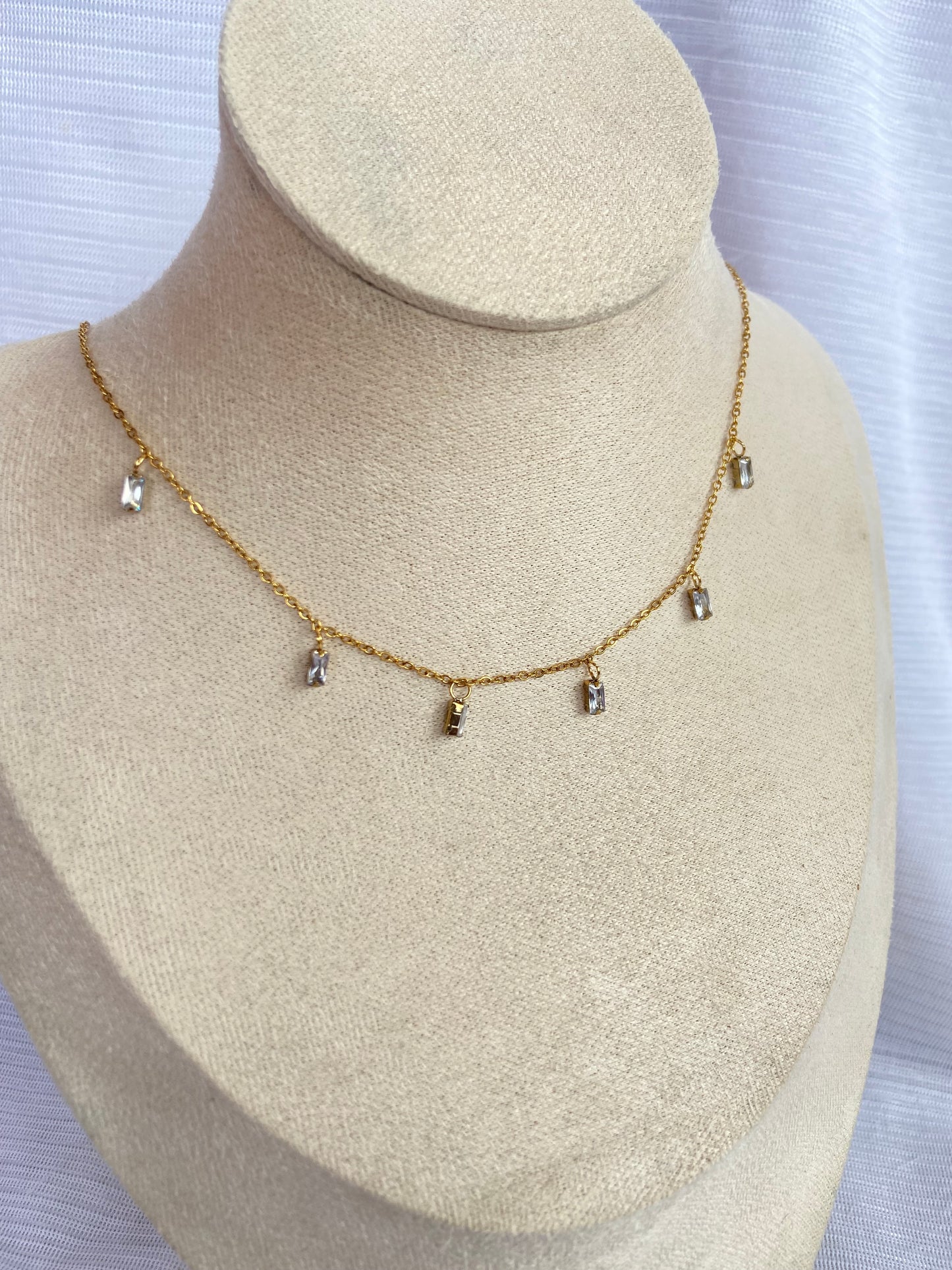 Anti tarnish peeku necklace