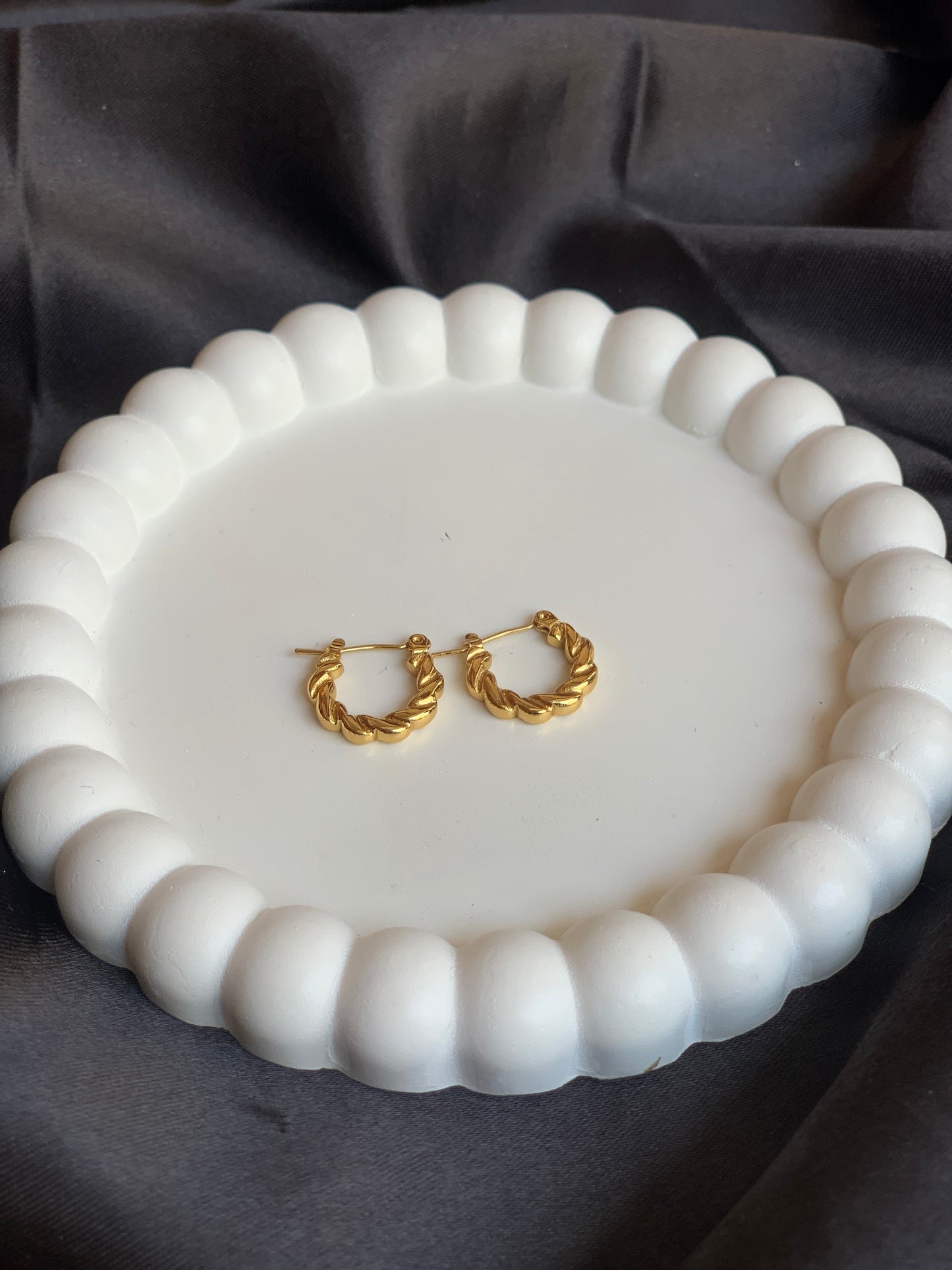 Anti tarnish hoop earrings