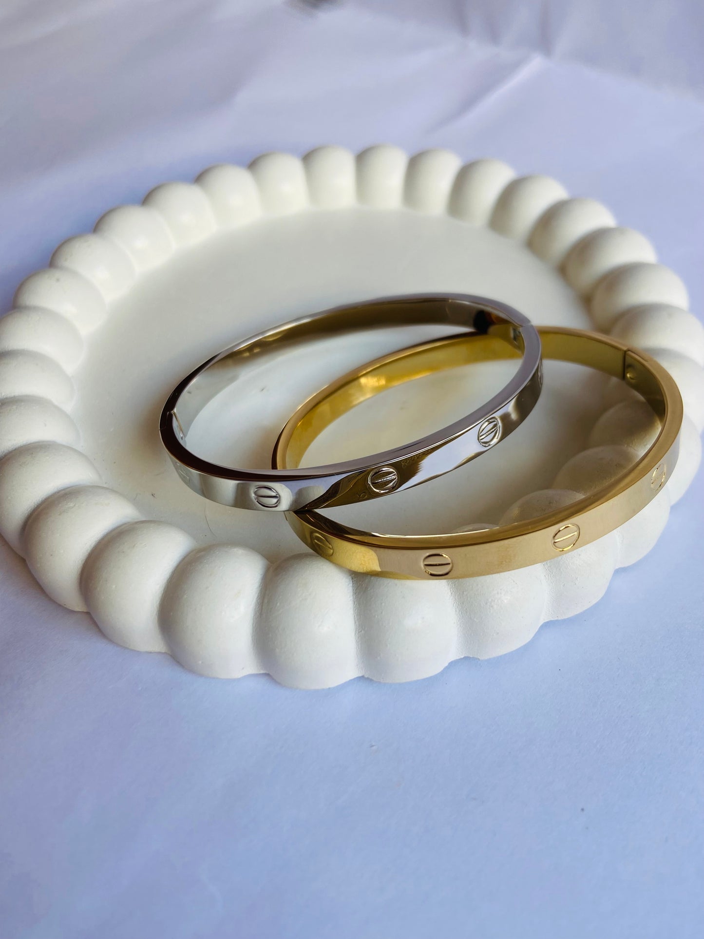 Anti tarnish cartier bangle