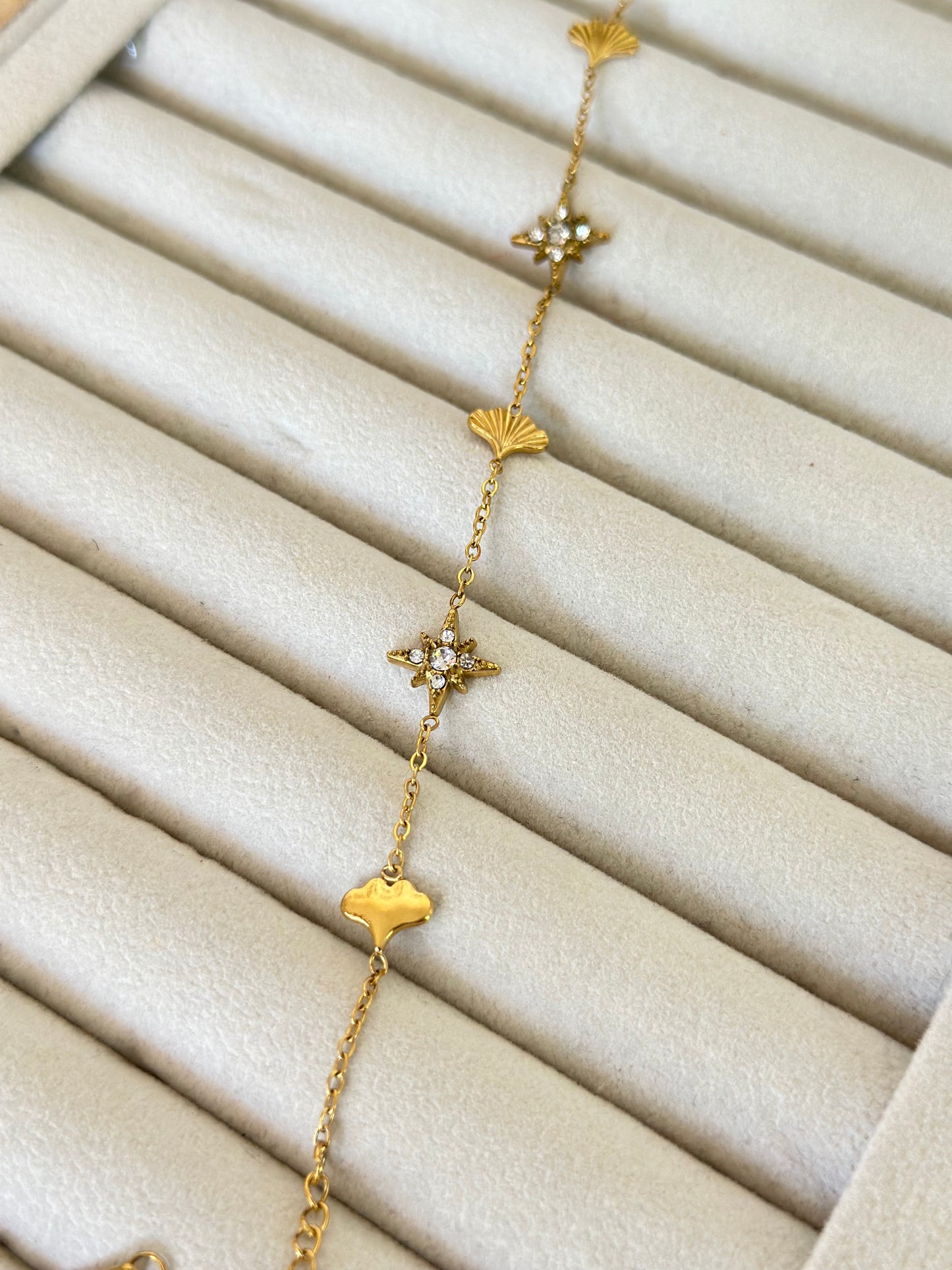 Anti tarnish diamond bracelet