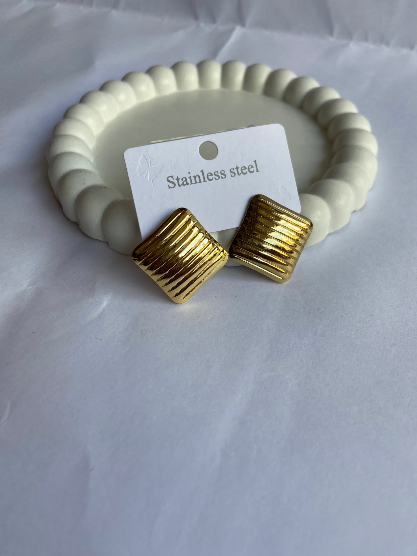 Anti tarnish liner earring