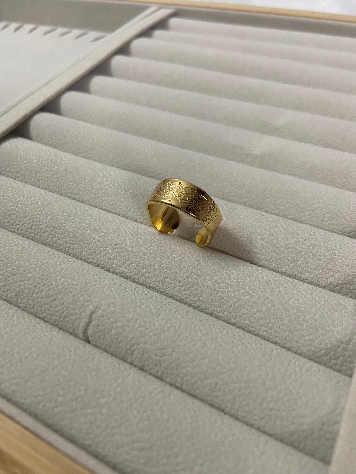 New anti tarnish flop ring