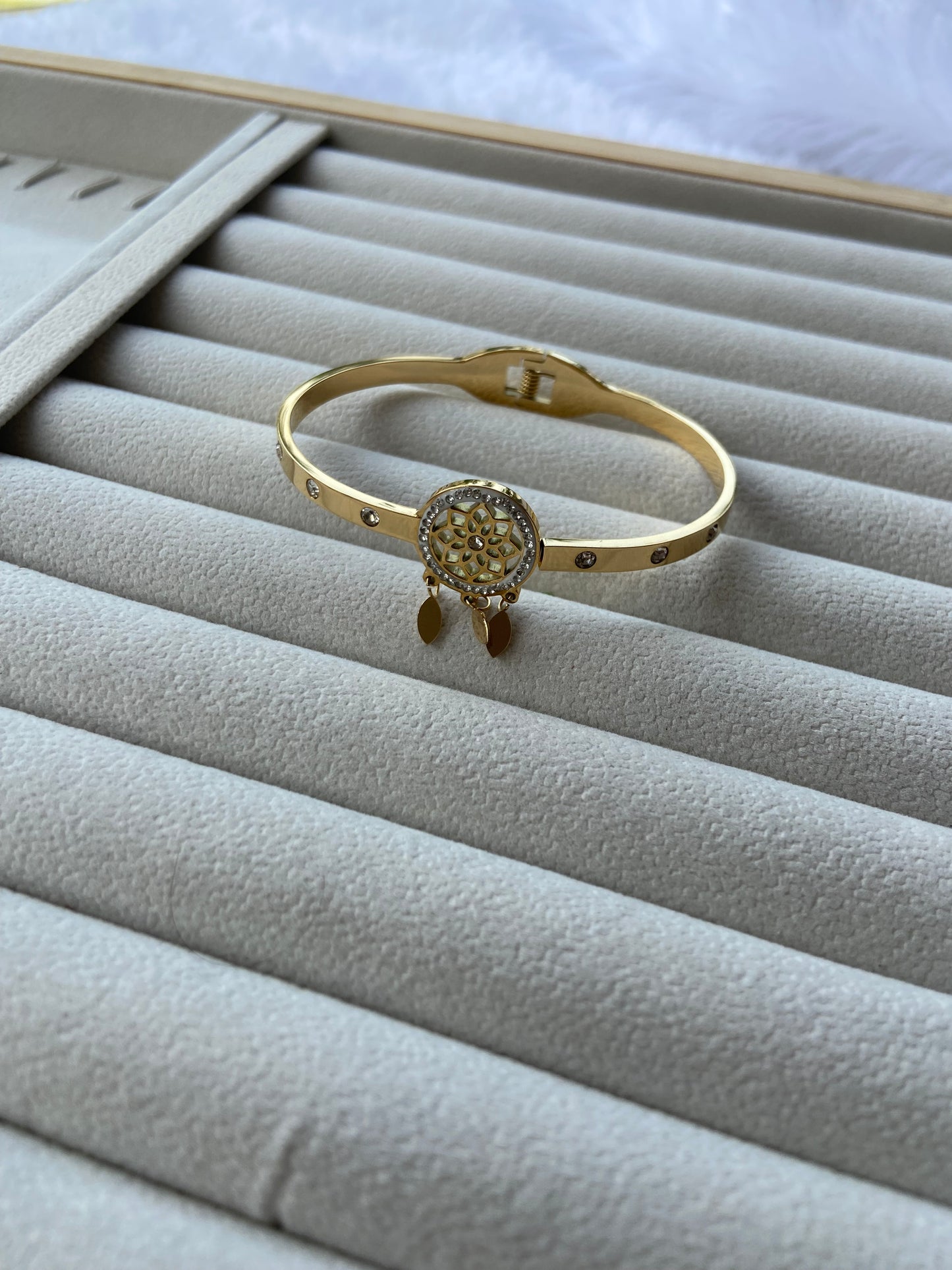 Anti tarnish hanging bangle