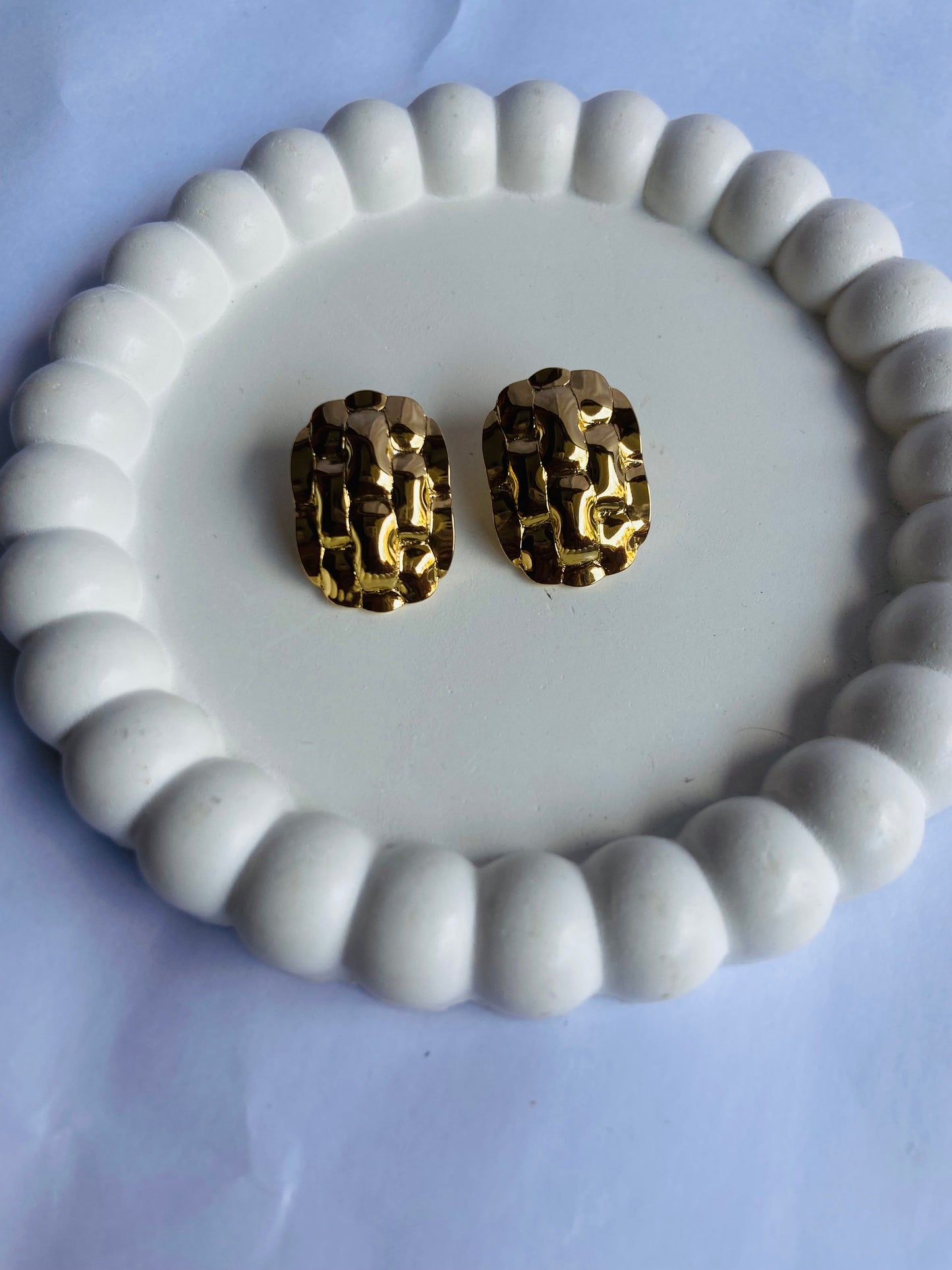 Anti tarnish bricky earring