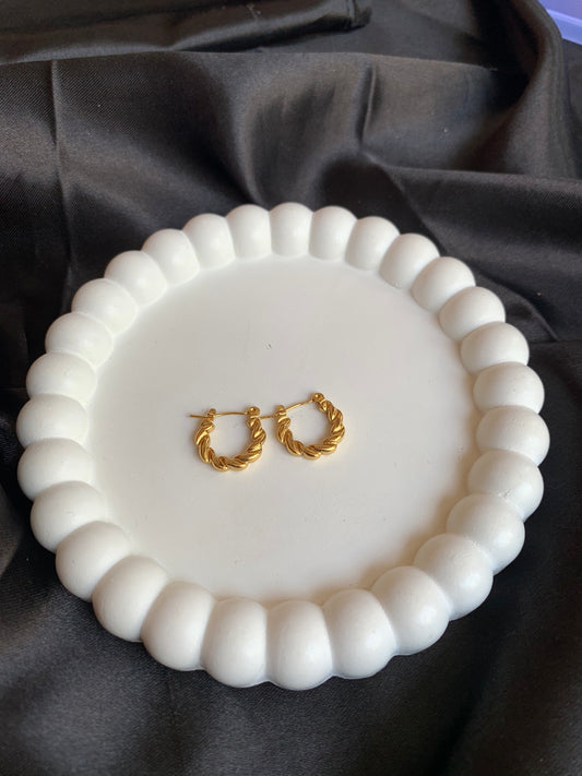 Anti tarnish hoop earrings