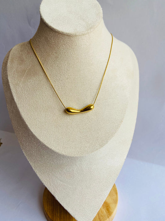 Anti Tarnish Nutty pendant necklace