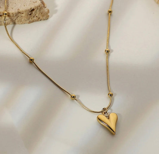 Anti Tarnish Heart pendant necklace