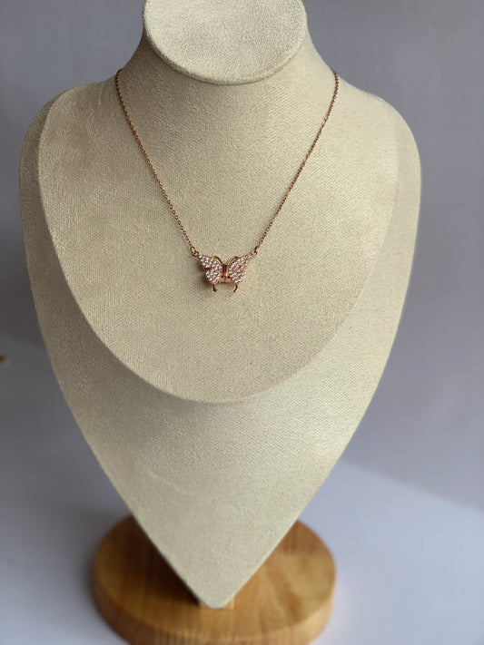 Anti tarnish magnet butterfly necklace