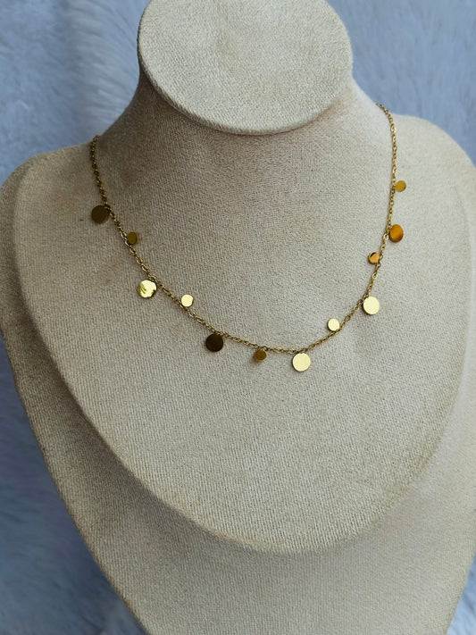 New anti tarnish round charm necklace