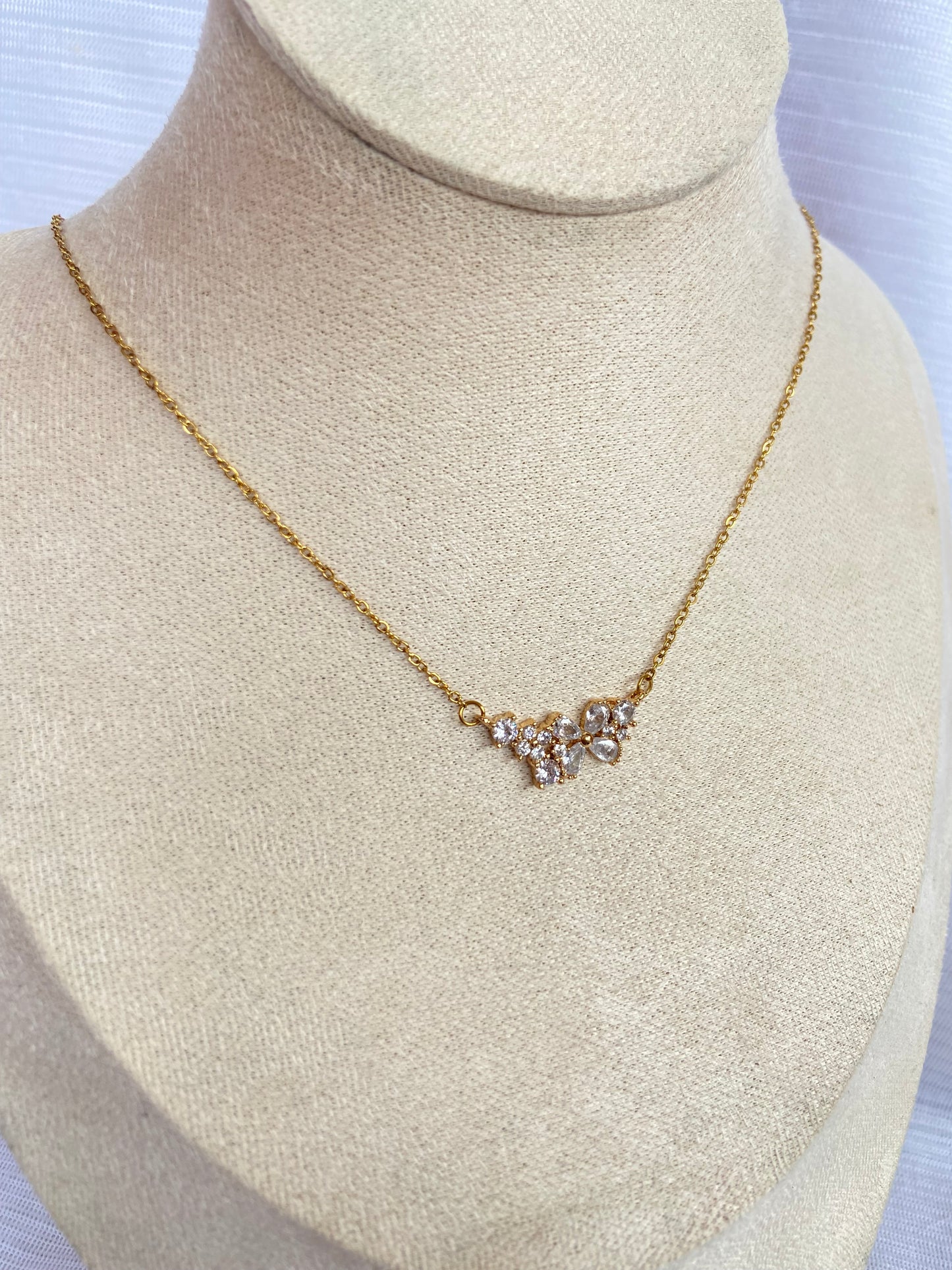 Anti tarnish New ziva diamond necklace