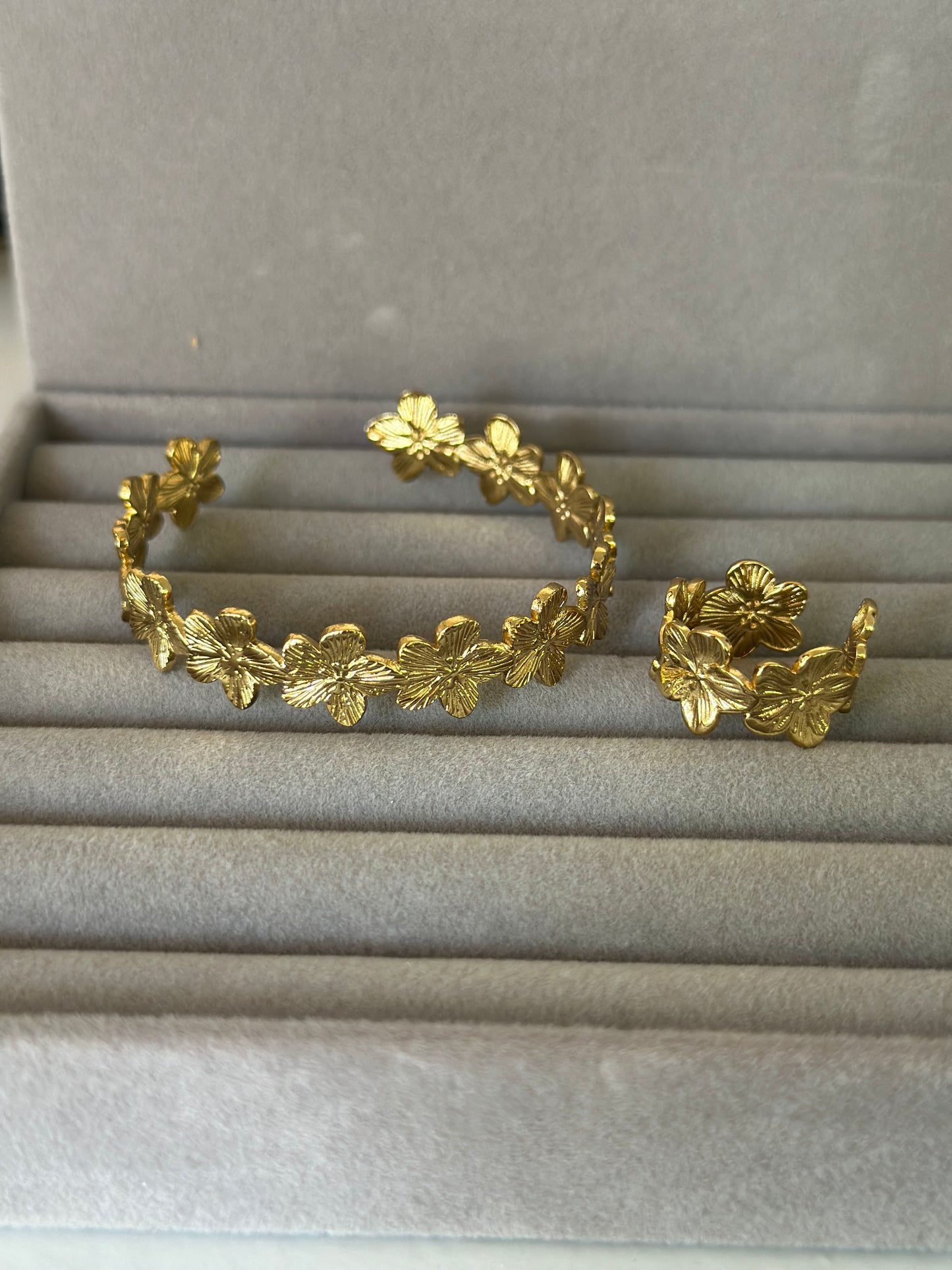 Anti tarnish adjustable bangle with ring combo