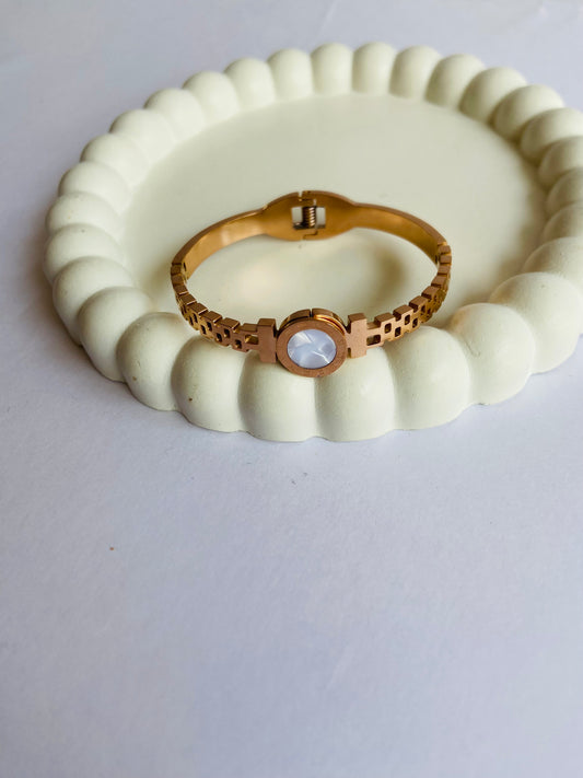 Anti Tarnish Kids twisted bangle