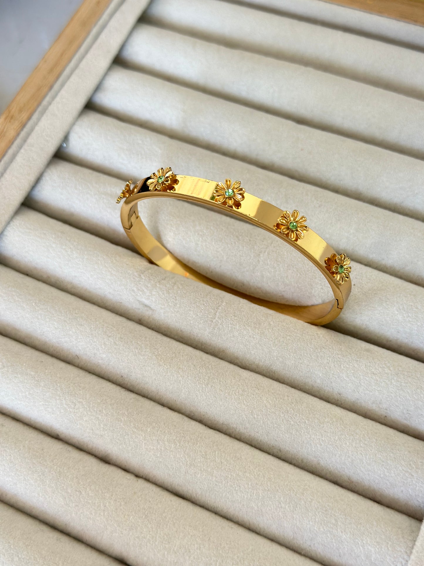 New anti tarnish flower bangle