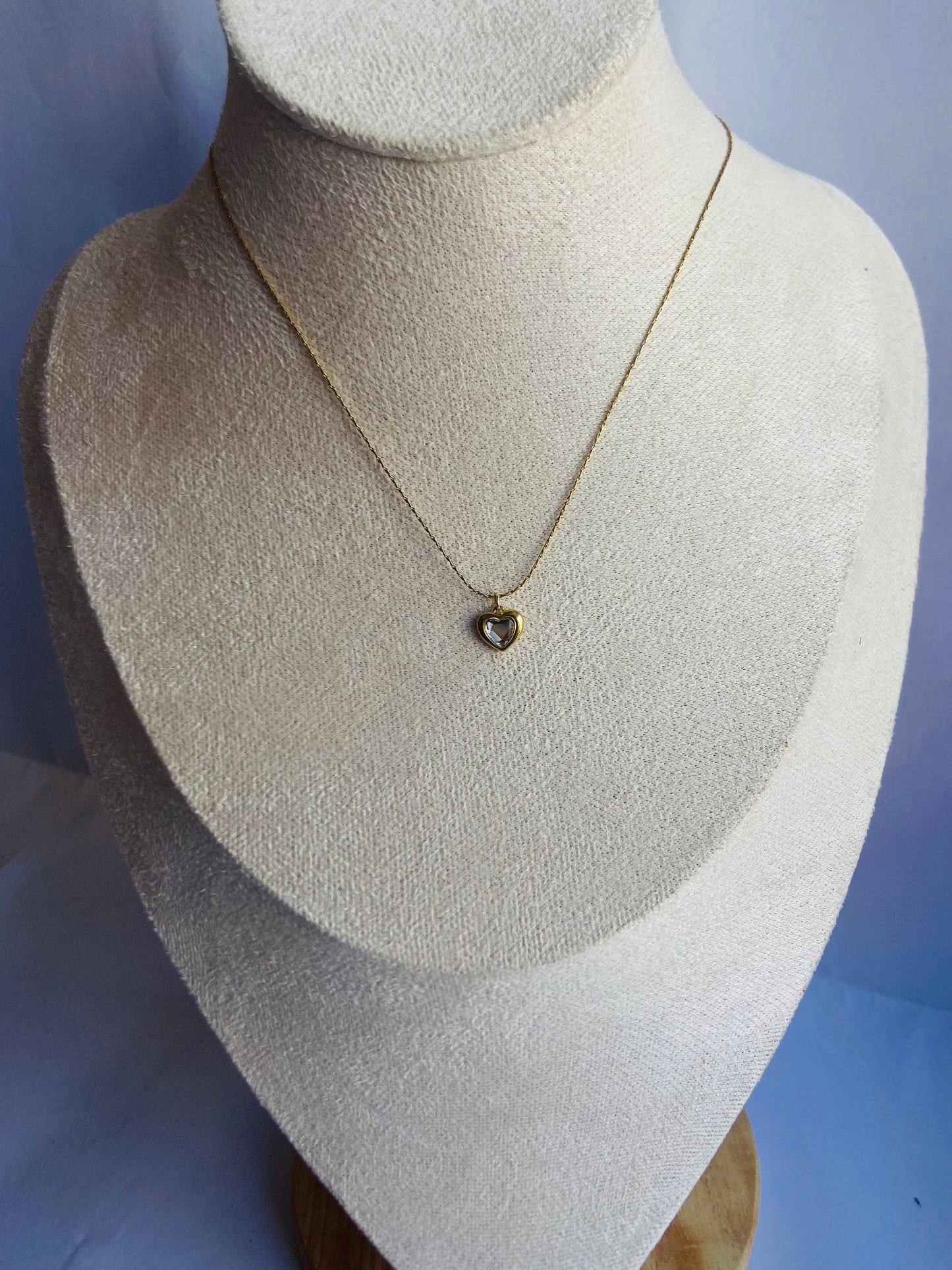Anti tarnish tiny heart pendant necklace