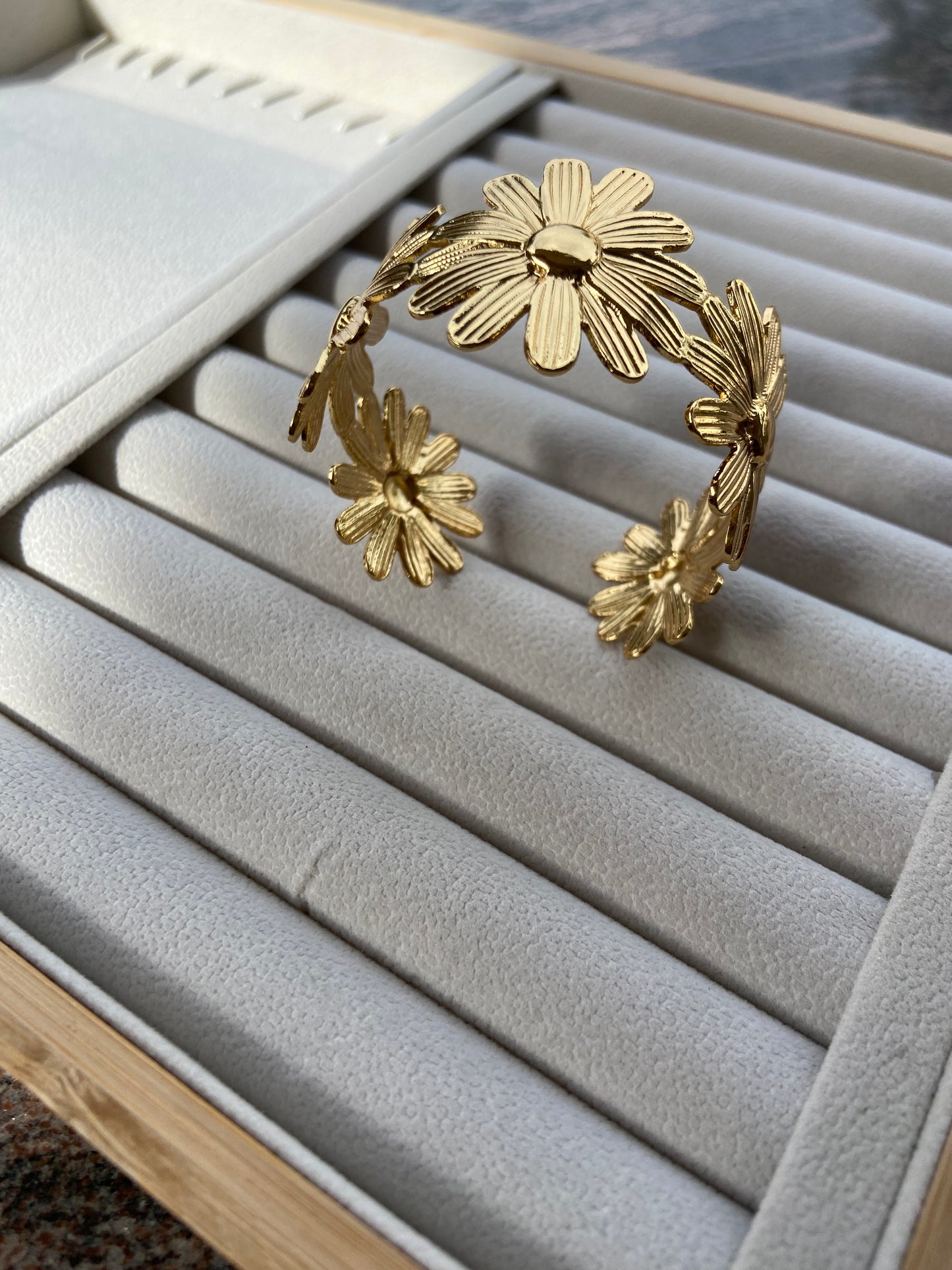 Anti tarnish flora bangle