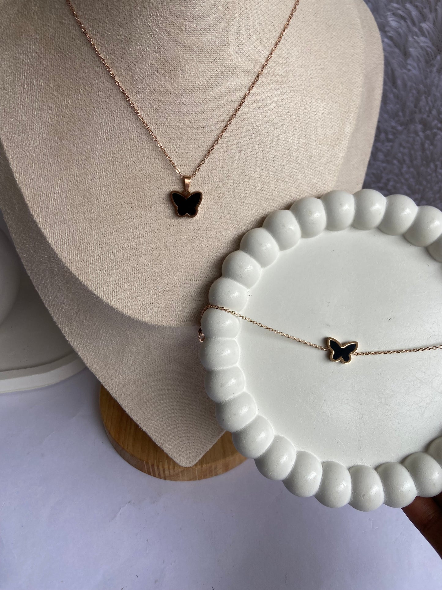 Anti tarnish combo chain and hand chain double sided locket