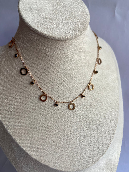 Anti tarnish round charm necklace