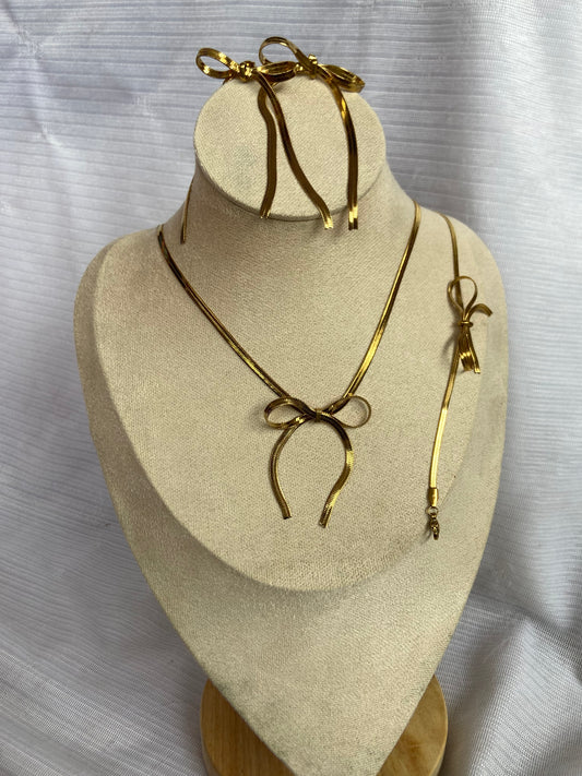 Anti tarnish snake combo set (chain, earring , bracelet)
