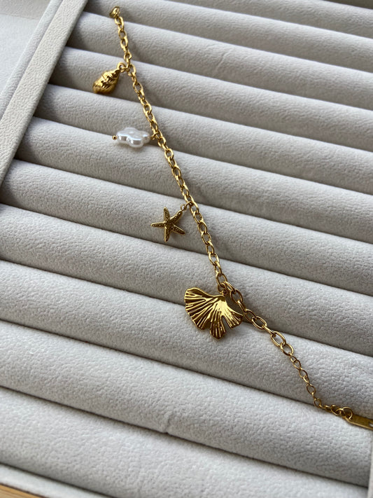Anti tarnish seashell bracelet