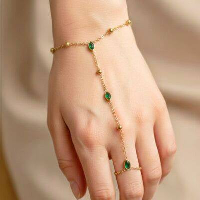 Anti tarnish green stone hand chain