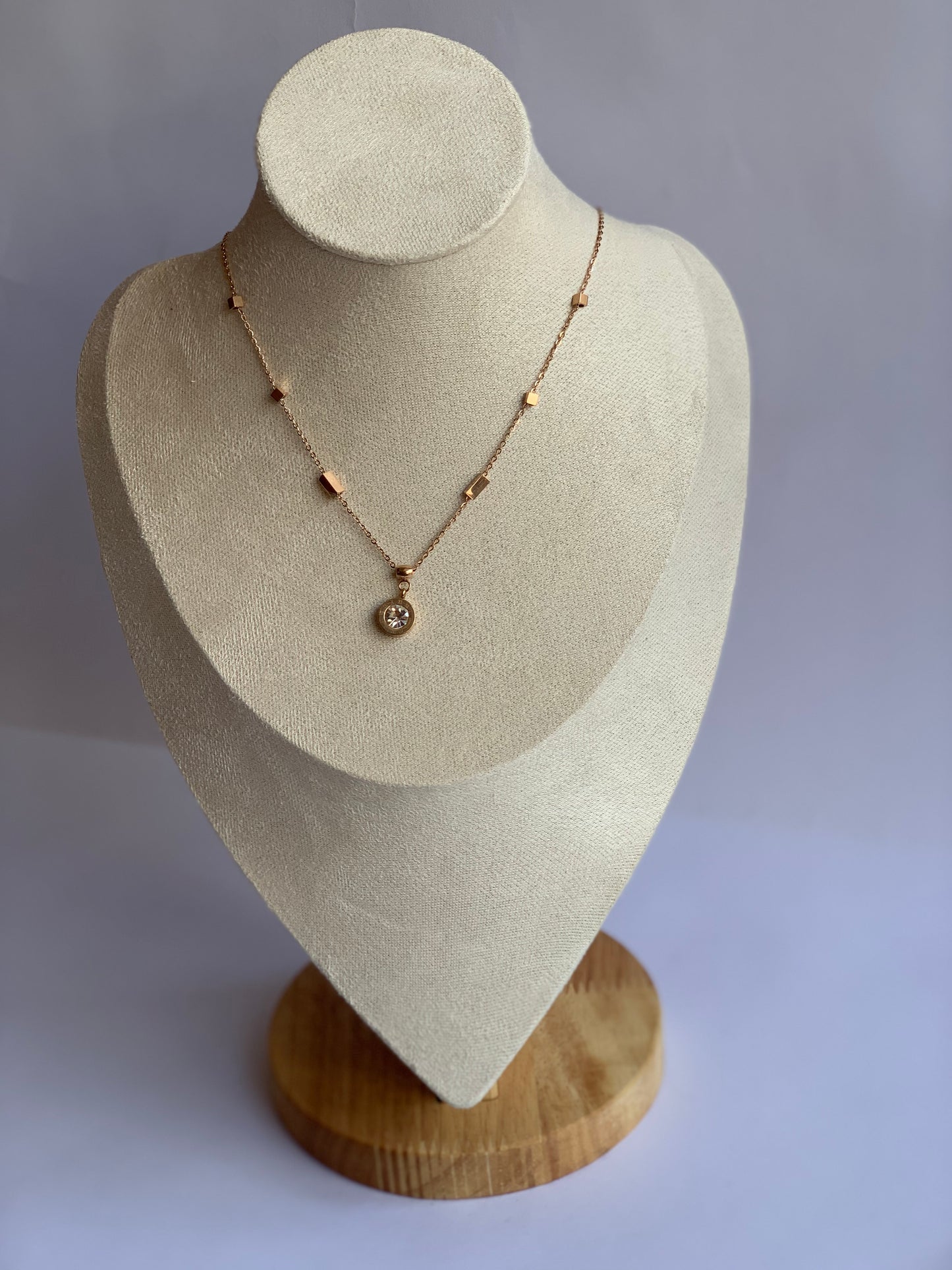 Anti tarnish zehra necklace
