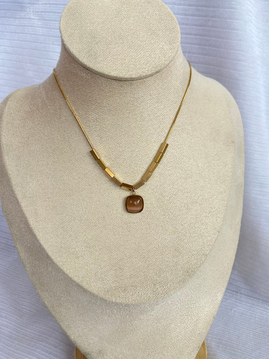 Anti tarnish florida necklace