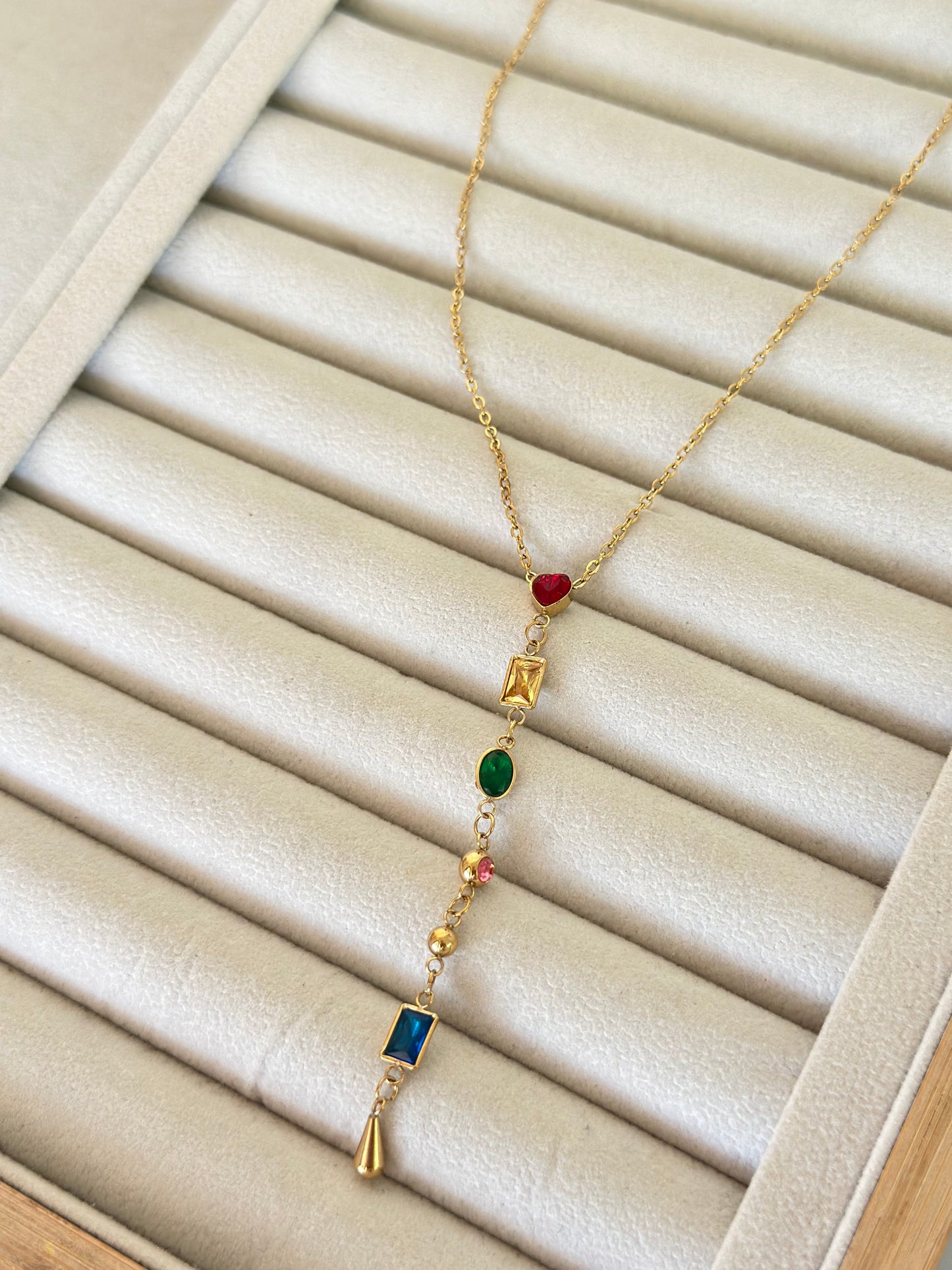 New anti tarnish multi stone hang necklace