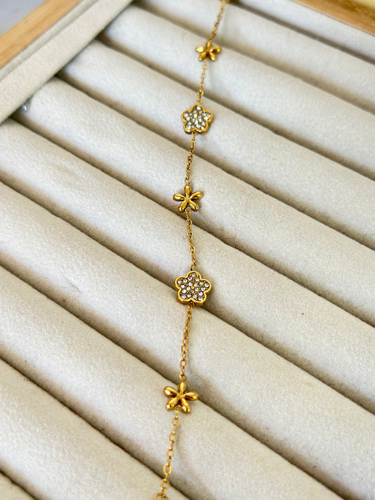 New anti tarnish floral stone cute bracelet