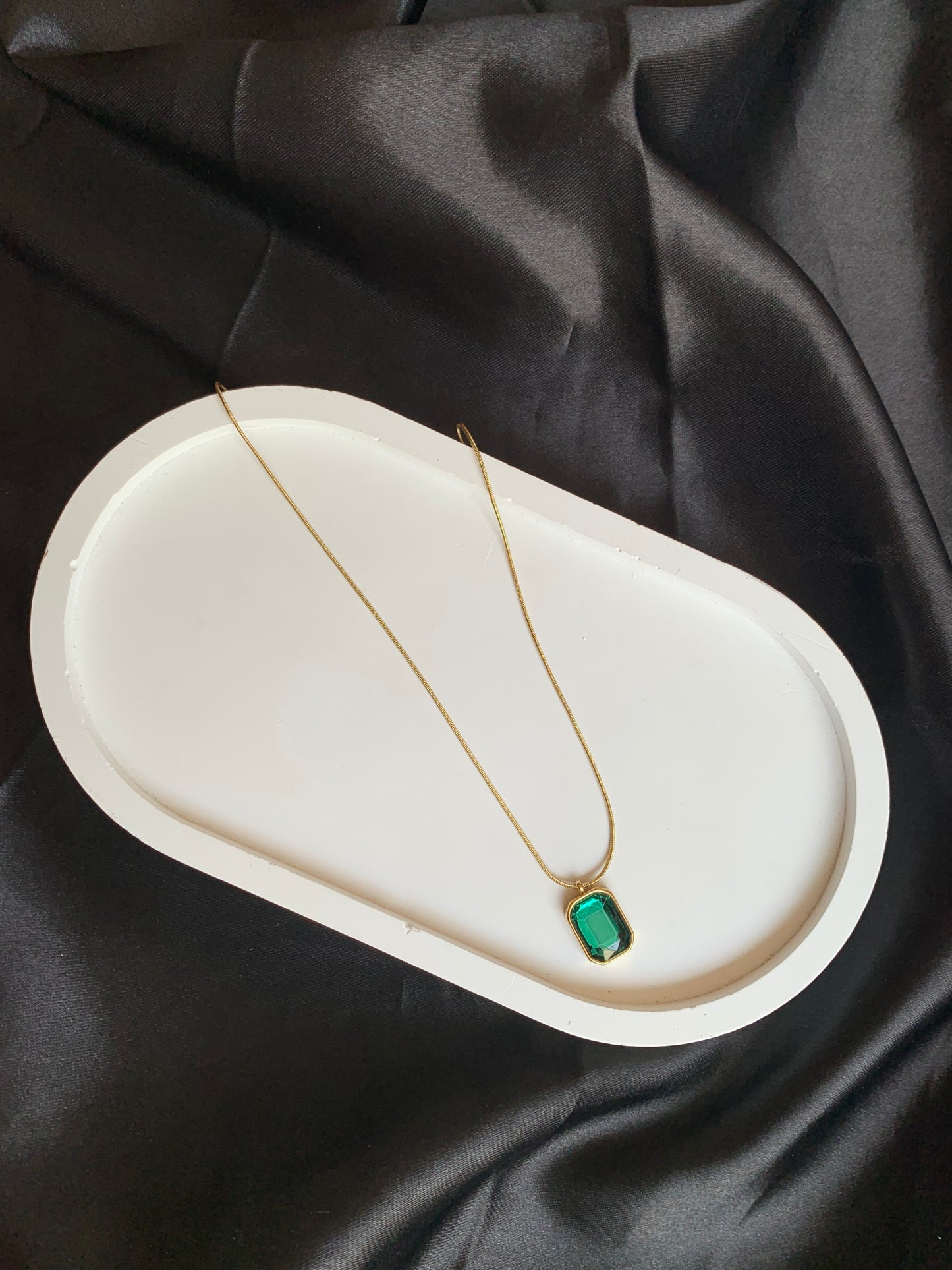 Anti tarnish tezza green necklace