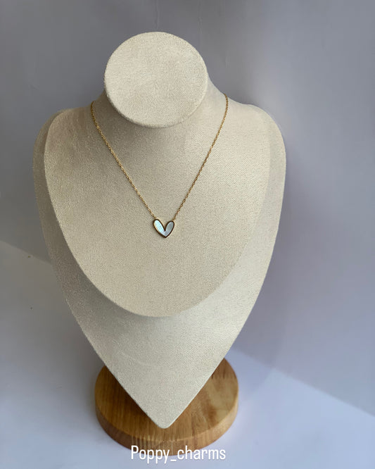 Anti Tarnish White heart pendant necklace