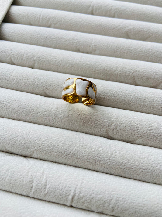 Anti tarnish marble ring katty
