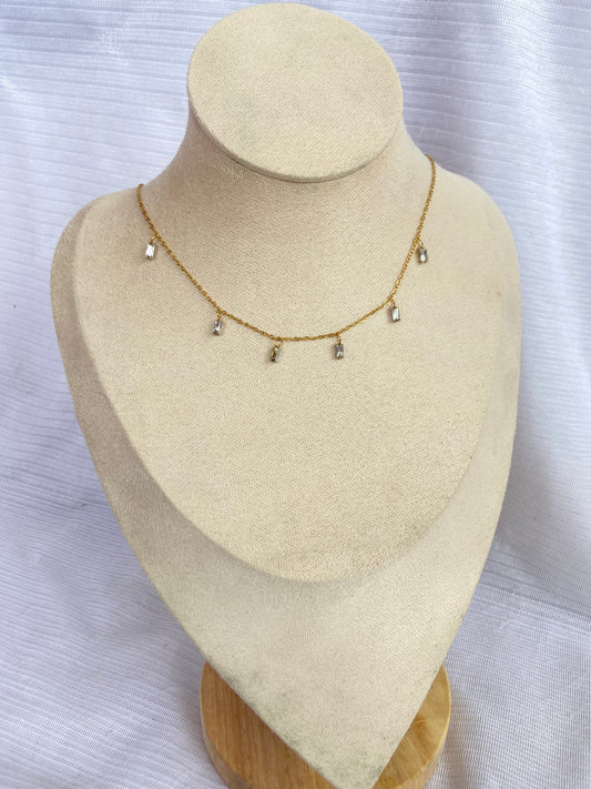 Anti tarnish peeku necklace