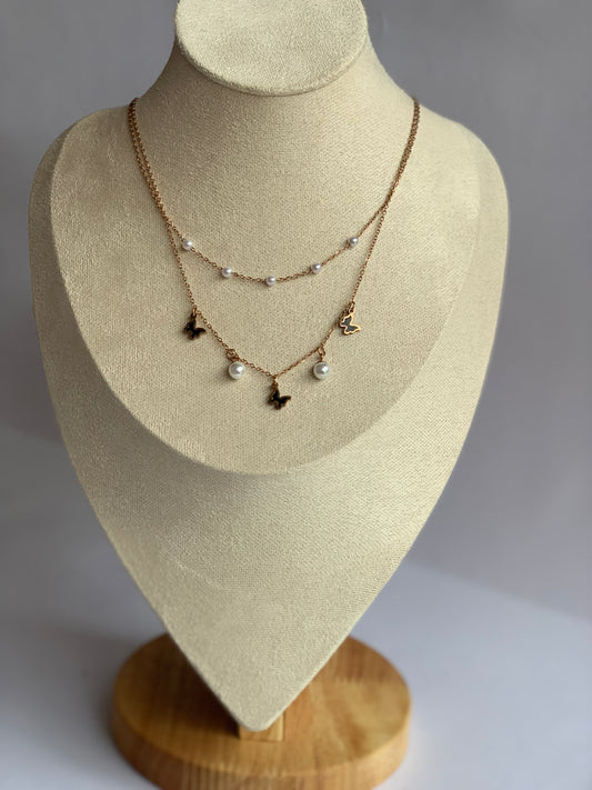 Anti tarnish pearl butterfly necklace
