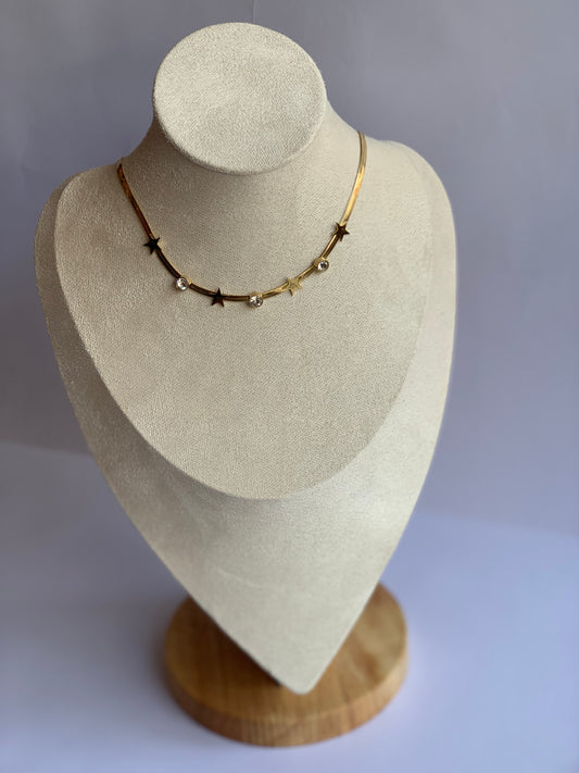 Anti tarnish snake flora necklace